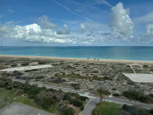 Spacious Apartment in Valencia with Sea View - 160 sqm photo 3