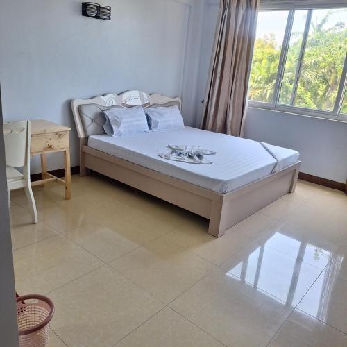 Ένα ή περισσότερα κρεβάτια σε δωμάτιο στο Luxurious RXR Apartment