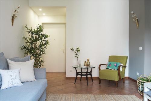 GuestHost - Corso Como Chic Apartment