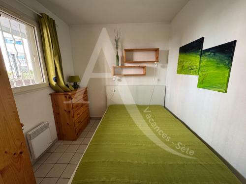 1 CHAMBRES, PKG, A MI CHEMIN ENTRE PLAGES ET CENTRE HISTORIQUE