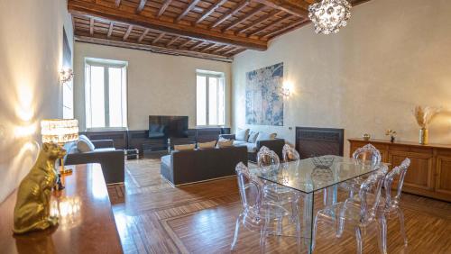 EasyTopStay - Piazza Venezia City View Charming Apt