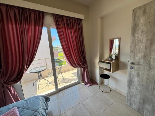 Ένα ή περισσότερα κρεβάτια σε δωμάτιο στο Erato Sea View Villa