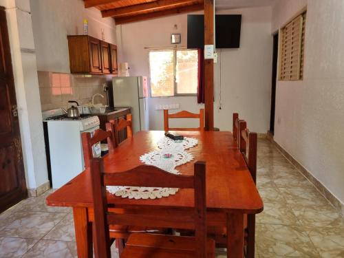 Kuchyň nebo kuchyňský kout v ubytování Victoria alojamientos