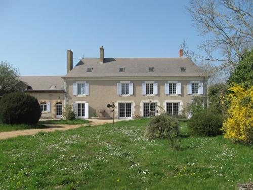 Κήπος έξω από το Loft du Petit Bois