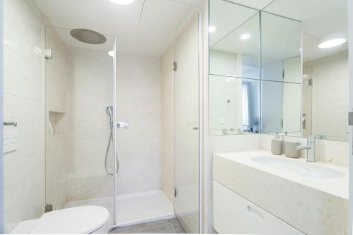 Luxury Apartment with Balcony in Downtown Lisbon