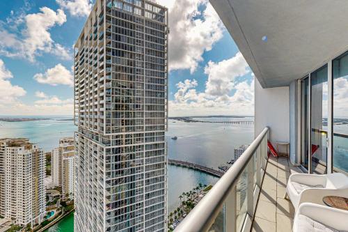 Iconic Views photo 30