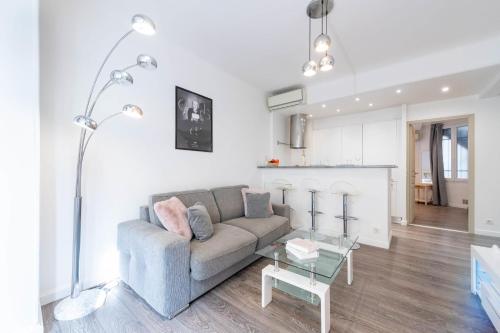 1-Br Apartment in Cannes Walk to the Beach