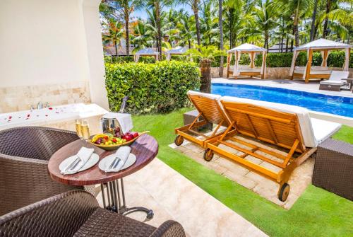 Kolam renang di atau dekat dengan Majestic Colonial Punta Cana - All Inclusive