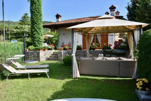 Jardin de l'établissement Al Vecchio Glicine