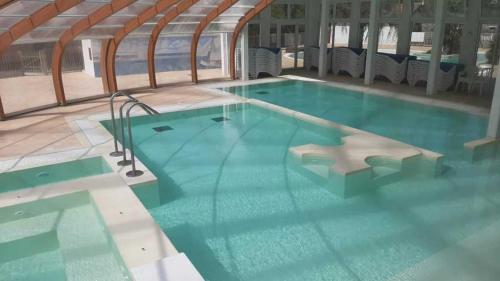 Πισίνα στο ή κοντά στο Chalet 4 étoiles - Piscine - ccb0e0b