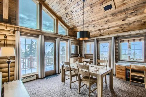 Gambar di galeri bagi Cabin With Mtn Views Near Golden Gate Canyon And Skiing And Hiking di Black Hawk