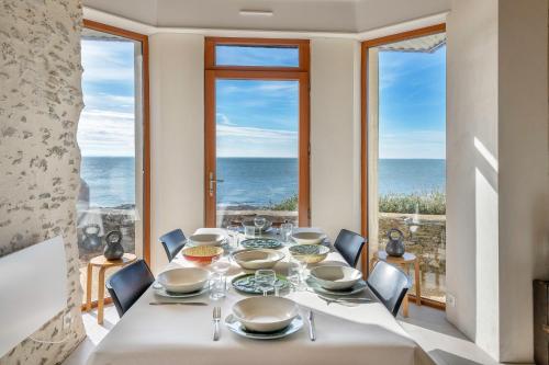 Vue mer, 30m de la plage, 5 adultes & 1 enfant