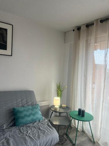 Χώρος καθιστικού στο Cosy studio villa aurelia la turbie