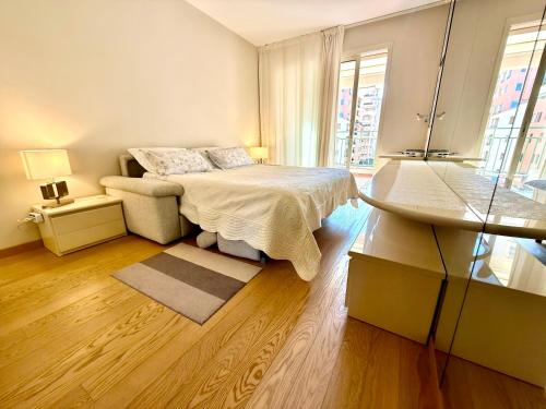 Monaco, elegant & quiet apartment in Fontvieille with terrace, garden view & pool photo 2