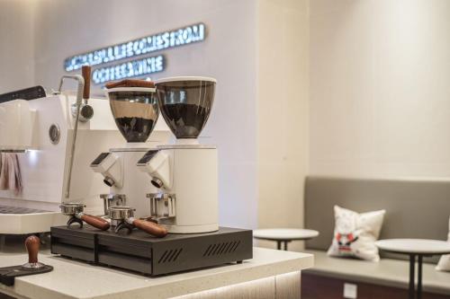 上海市にあるCaptain 5 Youth Hotel-Shanghai Laoshan Road Branchのギャラリーの写真