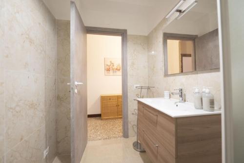 Spacious and Bright 3BR Family Apartment