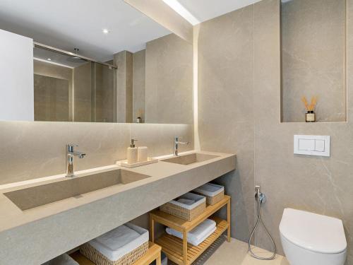 Two Bedroom Apartment - Sea View
