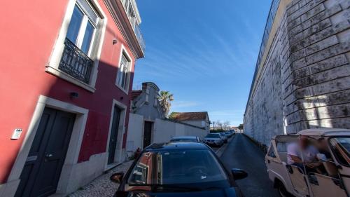 Principe Real Charming Duplex Apt AC Ground Floor