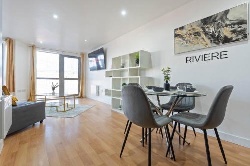 Stylish City Centre Apartment- 3 Beds photo 9