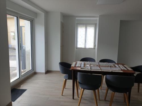 Photo de la galerie de l'établissement La petite Longère de Vin'Ay, à Vinay