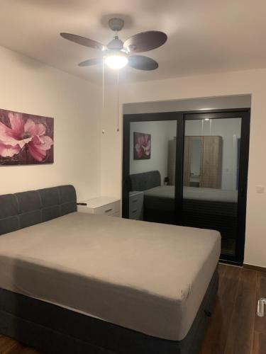 Postel nebo postele na pokoji v ubytování Apartmani Beba