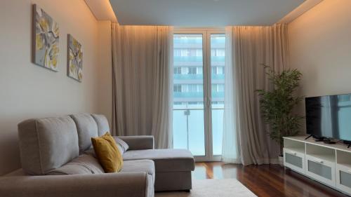 LA VIE Center Flat