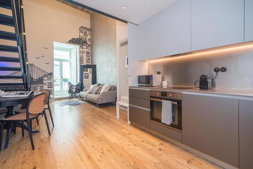 Intendente Prime Studio by Hosty