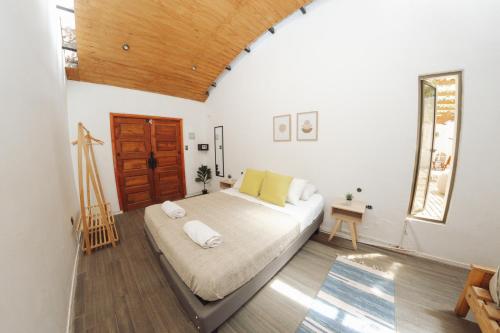 Yogi hostelsにあるベッド