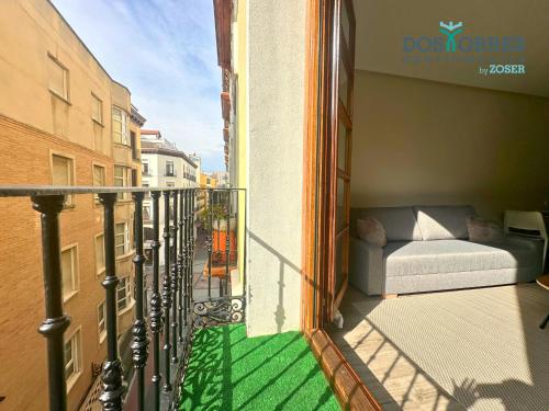 Μπαλκόνι ή βεράντα στο Dos Torres Míriel - Vive el Encanto de Zaragoza con Estilo