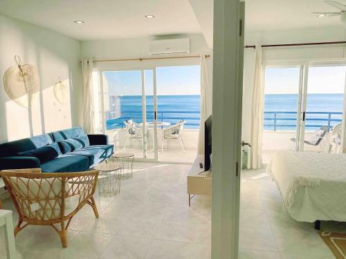 First line Arenal beach, boho chic Parking