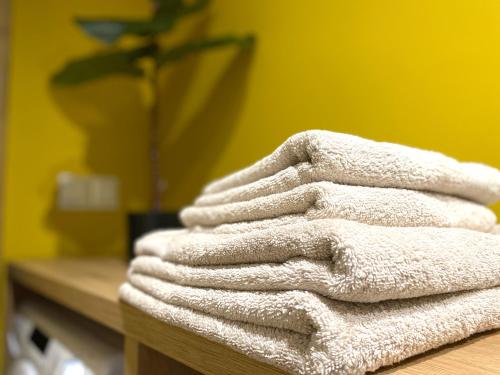 Fotografie z fotogalerie ubytování Golden Home - Gliwice Centrum, Mikolowska - z zadaszonym parkingem w cenie v destinaci Gliwice