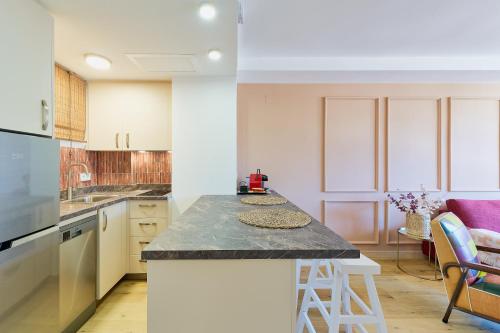 Hola MarBella Splendid apartment with stunning view