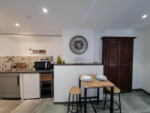 Photo de la galerie de l'établissement Studio au cœur du village, à Tourtour