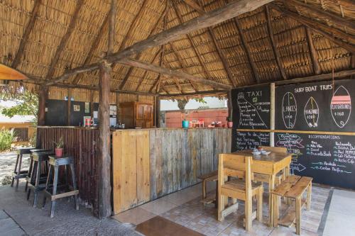 Lounge atau bar di Escondite Pacifico
