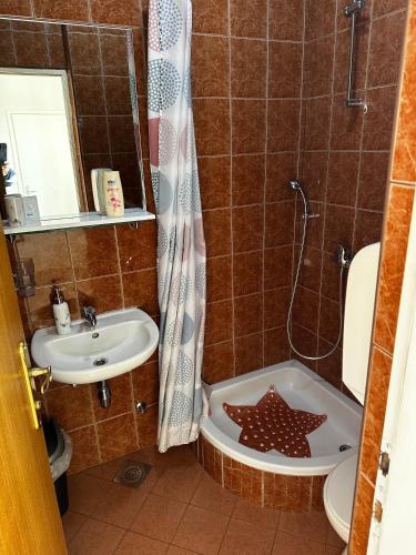 Bany a Guesthouse Perica