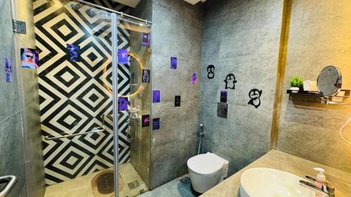 Koupelna v ubytování Leos's Den 09