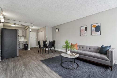 Posezení v ubytování Legacy At Imperial Village 317 I 2 Bed 2 Bath