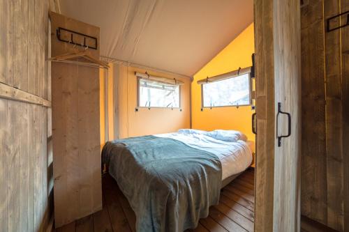 Postel nebo postele na pokoji v ubytování Glamping Franse Peer