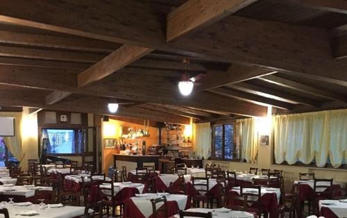 Restaurace v ubytování Hotel Grisù Collins