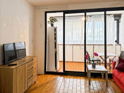 Photo de la galerie de l'établissement Résidence Le Triangle Dela Baronie - Appartement T2 au grau du roi MAE-7001, au Grau-du-Roi