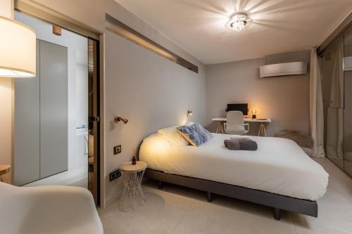 Elegant Modern Apartment in the heart of BCN