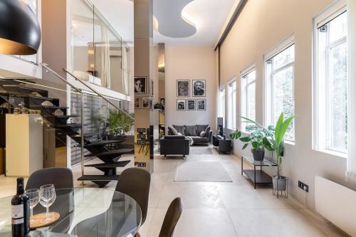 Elegant Modern Apartment in the heart of BCN