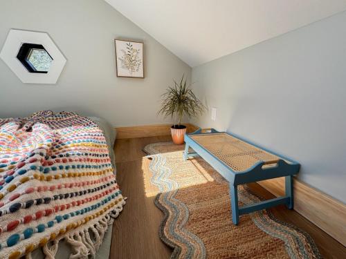 Secluded Tiny Home in Exclusive Paris Mountain!