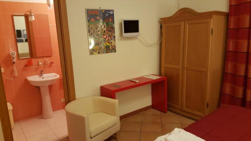 Kylpyhuone majoituspaikassa Bed and Breakfast I Vicoletti Di Napoli