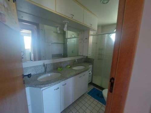 Koupelna v ubytování Flat 2 quartos Resort Marulhos Porto de Galinhas C401