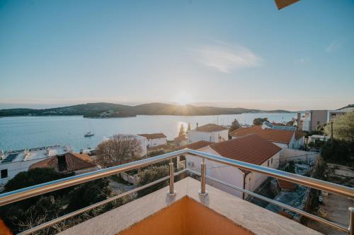 Panorama view Apartment Tisno