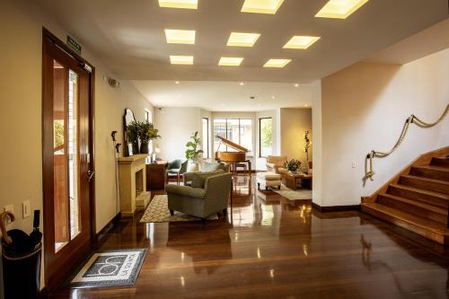 Posezení v ubytování Hotel bh La Quinta