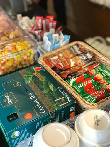 ホテルの敷地内または近くでの食事または食べ物