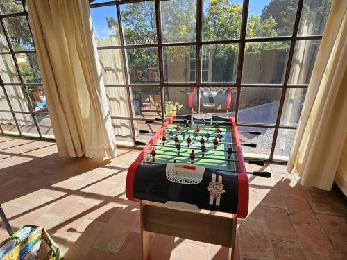 Photo de la galerie de l'établissement Villa spacieuse 8 ch, vue mer, proche plage - FR-1-768-116, à Saint-Peïre-sur-Mer