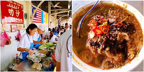 two pictures of people preparing food in a restaurant at The Little Bali Romance 2pax#Private Bathroom#2min KekLokSi in Ayer Itam